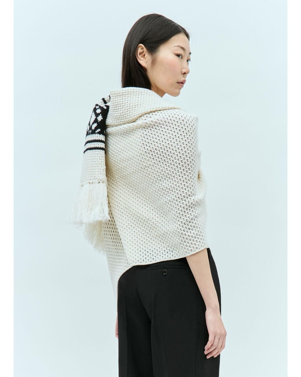 Max Mara White Wool Cashmere Crocheted Jacquard Scarf