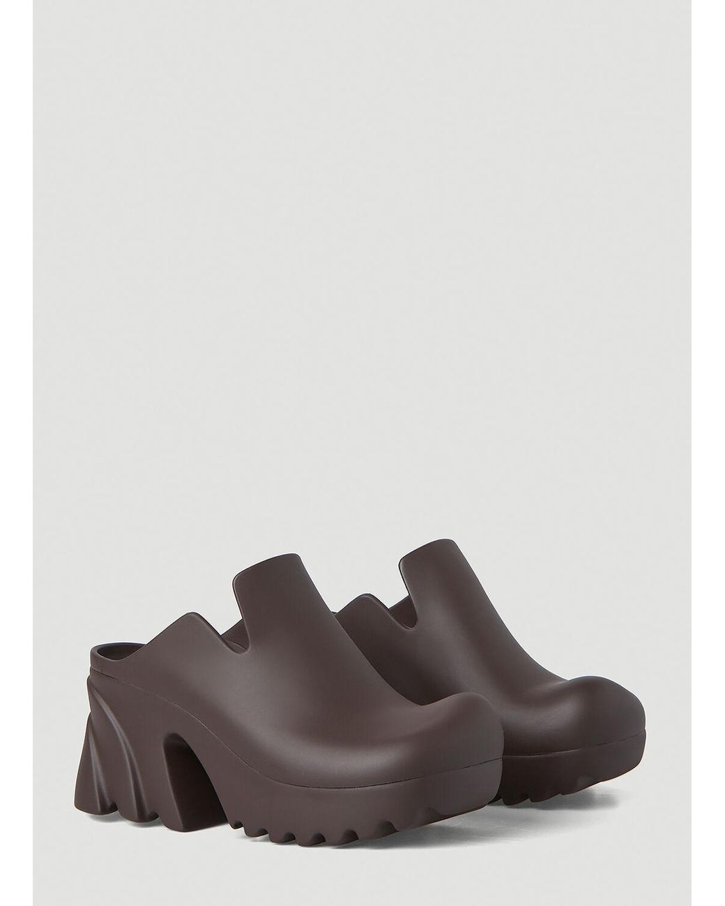 bottega-veneta-Brown-Flash-