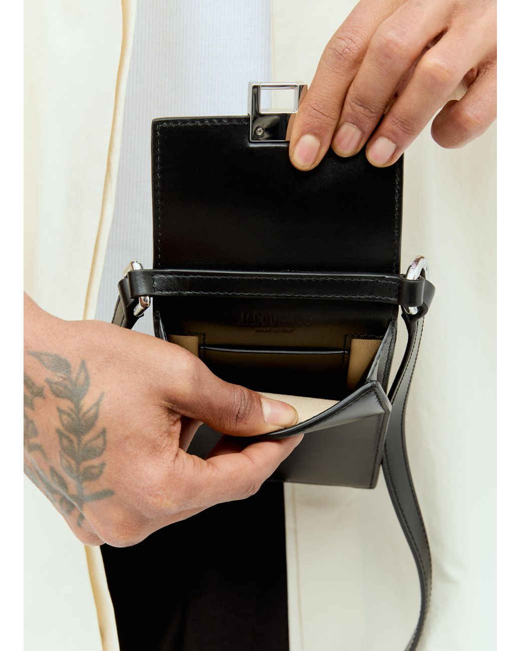 jacquemus-Black-Le-Petit-