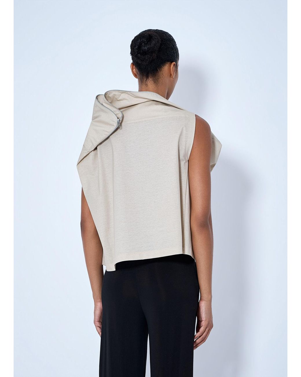 Issey Miyake White Asymmetric Zip Detail Top