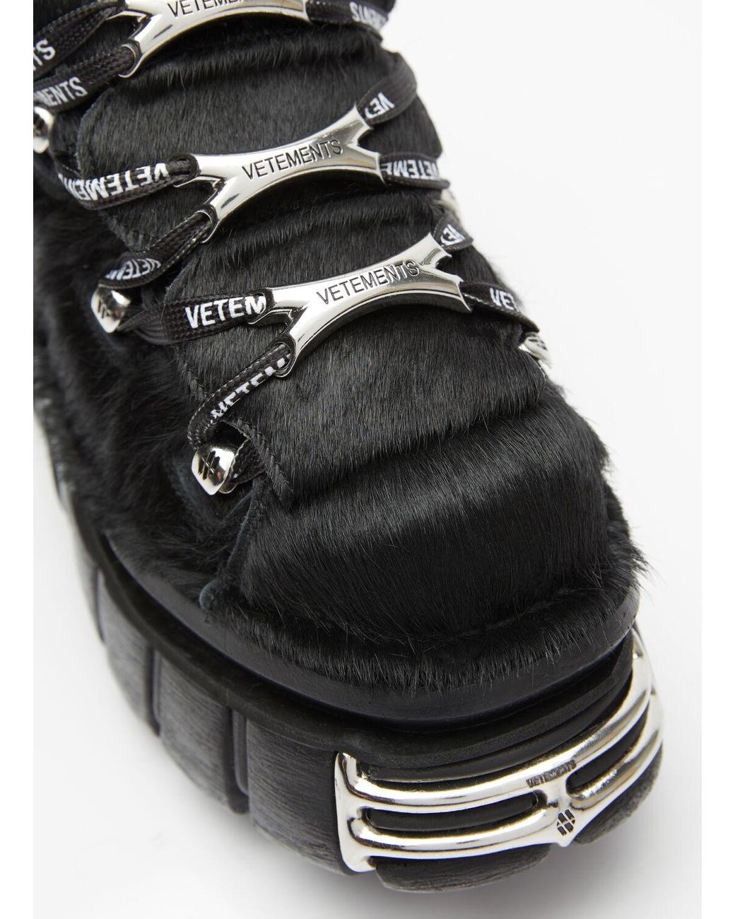 vetements-Black-X-New-Rock- vetements-Black-X-New-Rock-