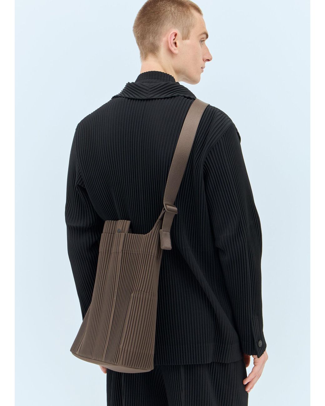 Homme Plissé Issey Miyake Utility Tote Bag in Blue for Men