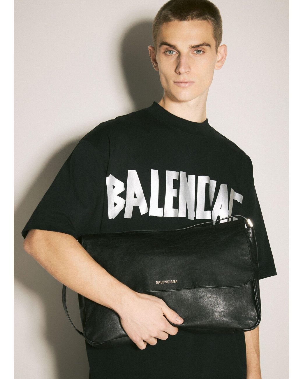 Balenciaga Grungy Medium Messenger Bag for Men | Lyst Australia