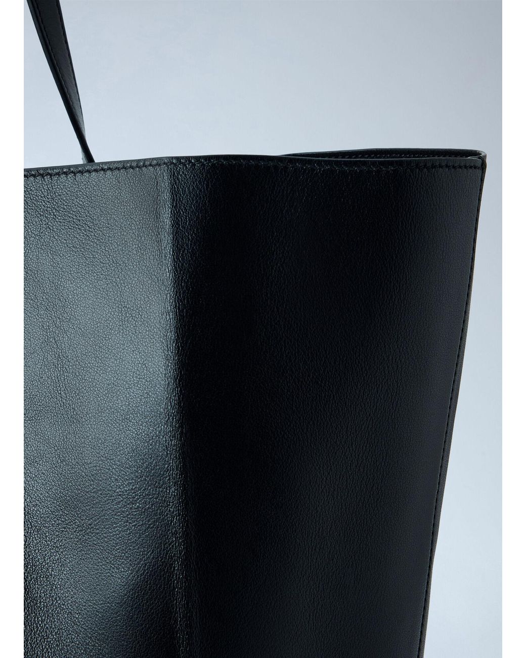 Totême  Blue Roam Leather Tote Bag
