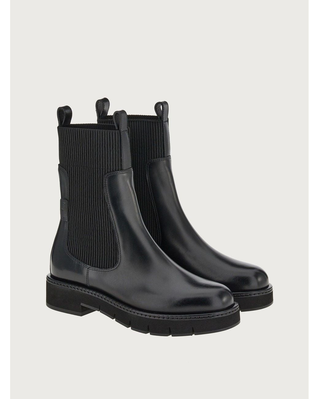 Ferragamo Rook Chelsea Boots, Leather in Black | Lyst