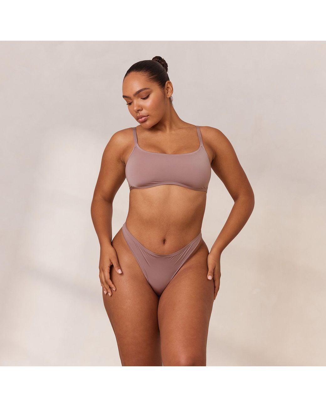 Barely There Brassière Lounge en coloris Brown