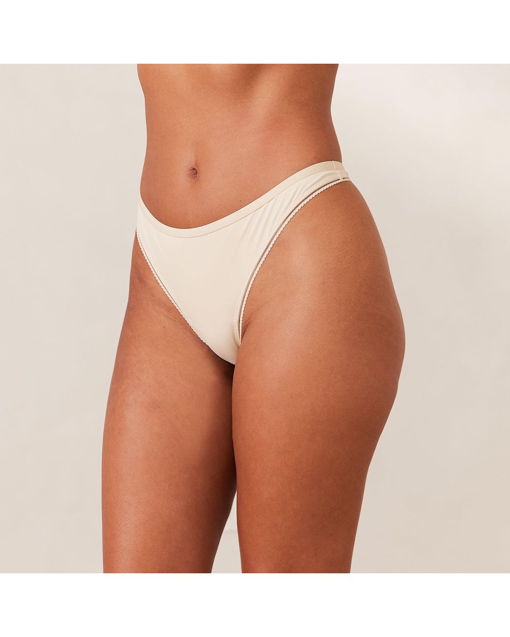 Lounge Everyday String in het Brown