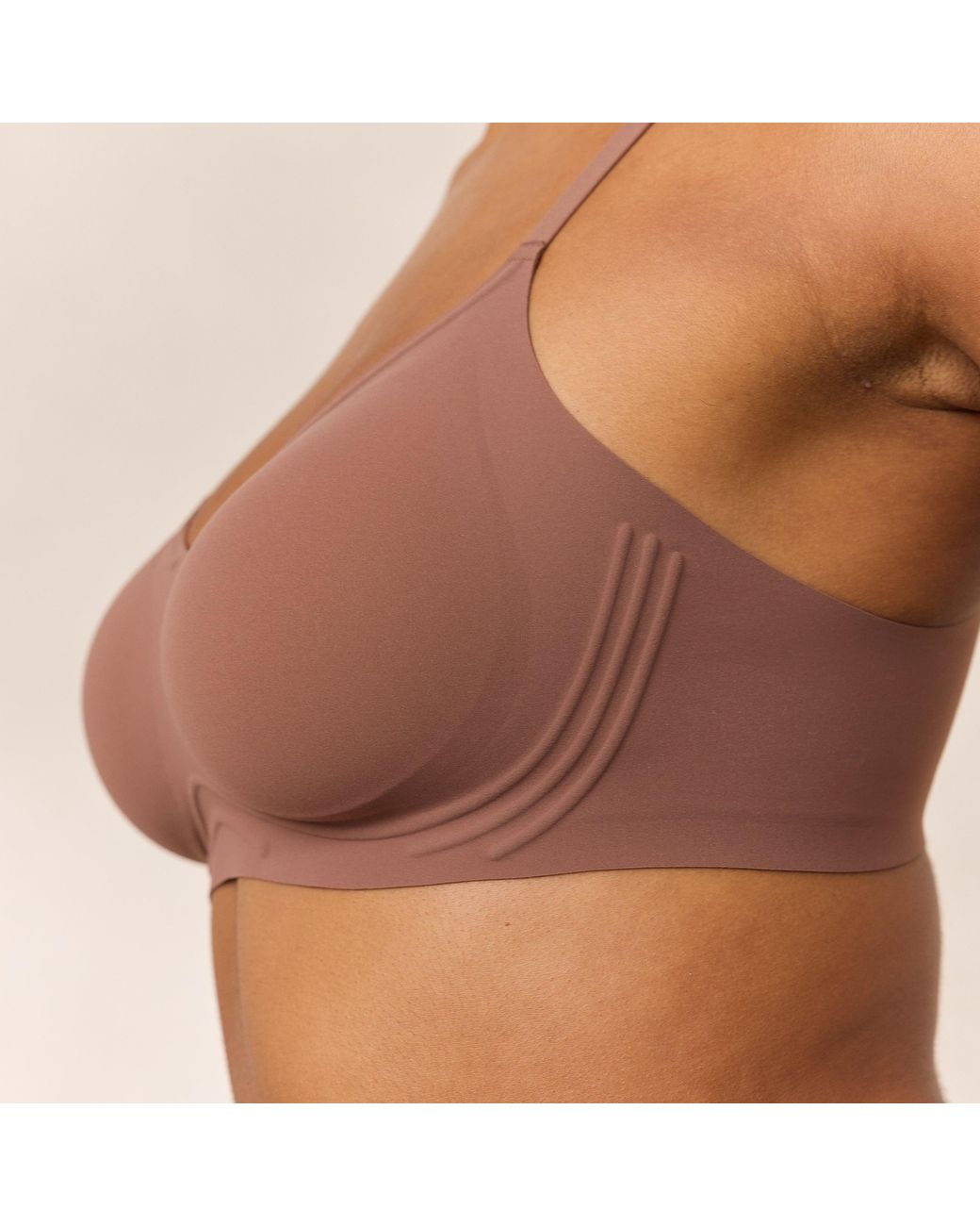 Lounge Everyday Flex Bralette in het Brown