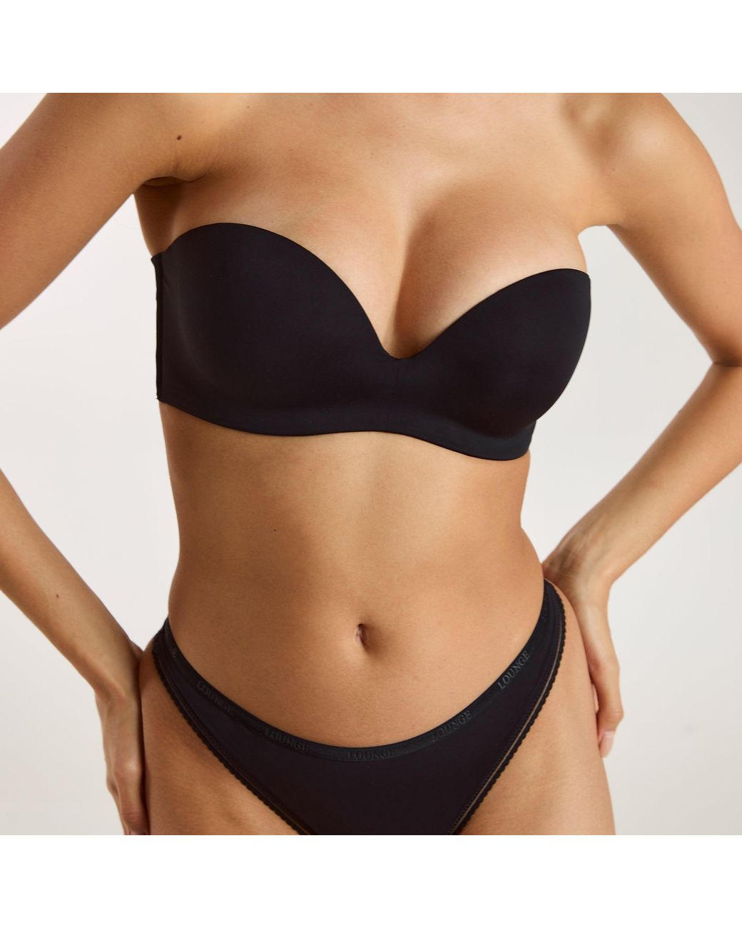 Lounge Wired Strapless Bh in het Black