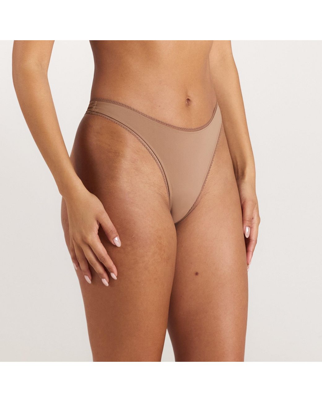 Lounge Brown Comfort String
