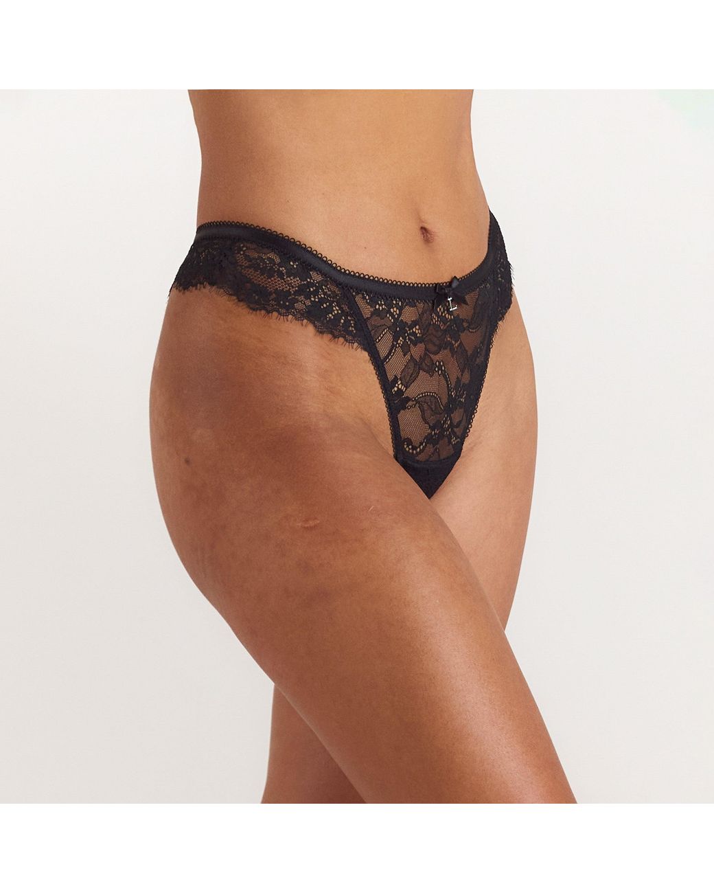 Lounge Lace Trim String in het Brown