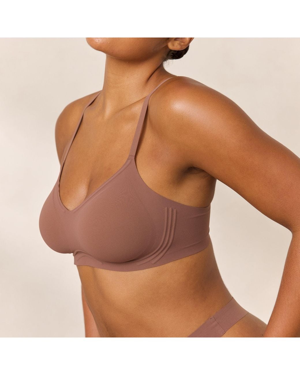 Lounge Everyday Flex Bralette in het Brown