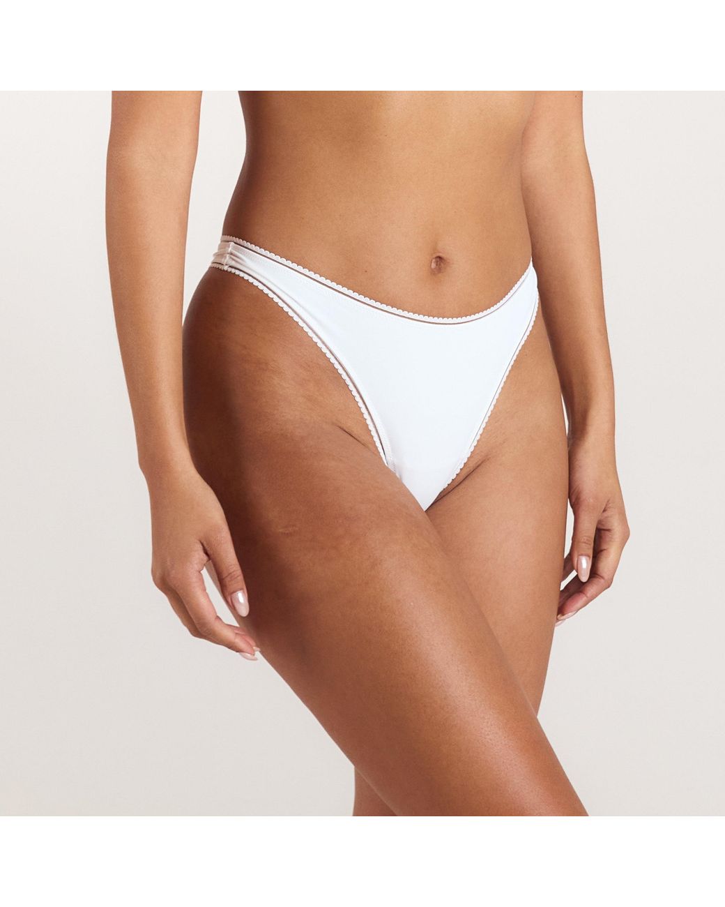 Lounge Comfort String in het White