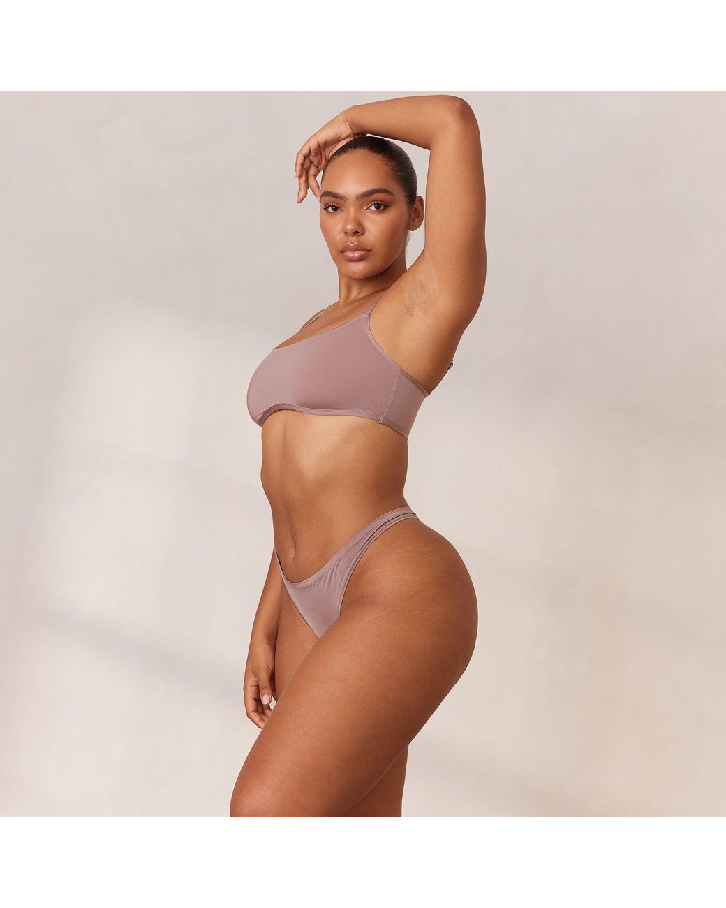 Barely There Brassière Lounge en coloris Brown