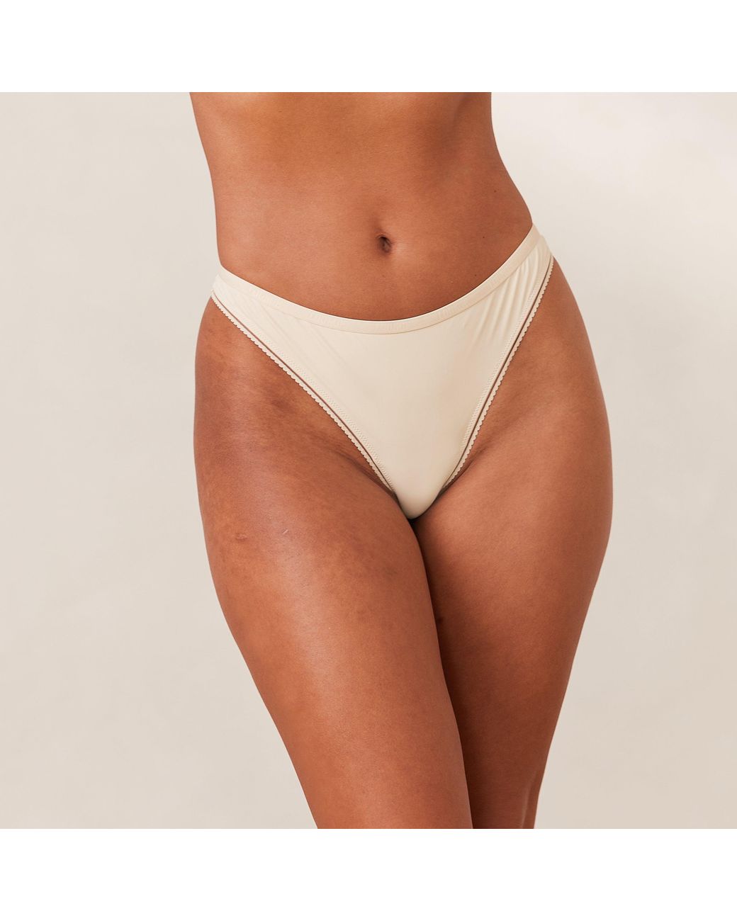 Lounge Everyday String in het Brown