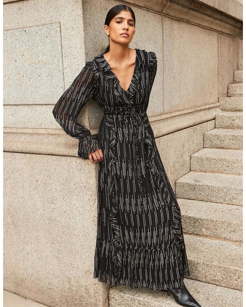Ro&zo Black Petite Lydia Foil Tie-Waist Midaxi Dress
