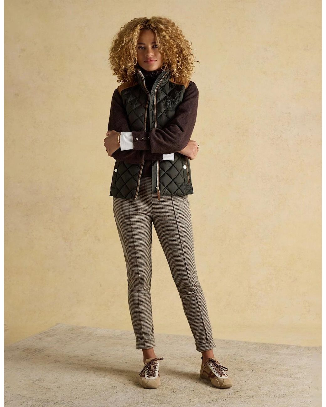 Joules Black Braemar Luxe Gilet Gilets