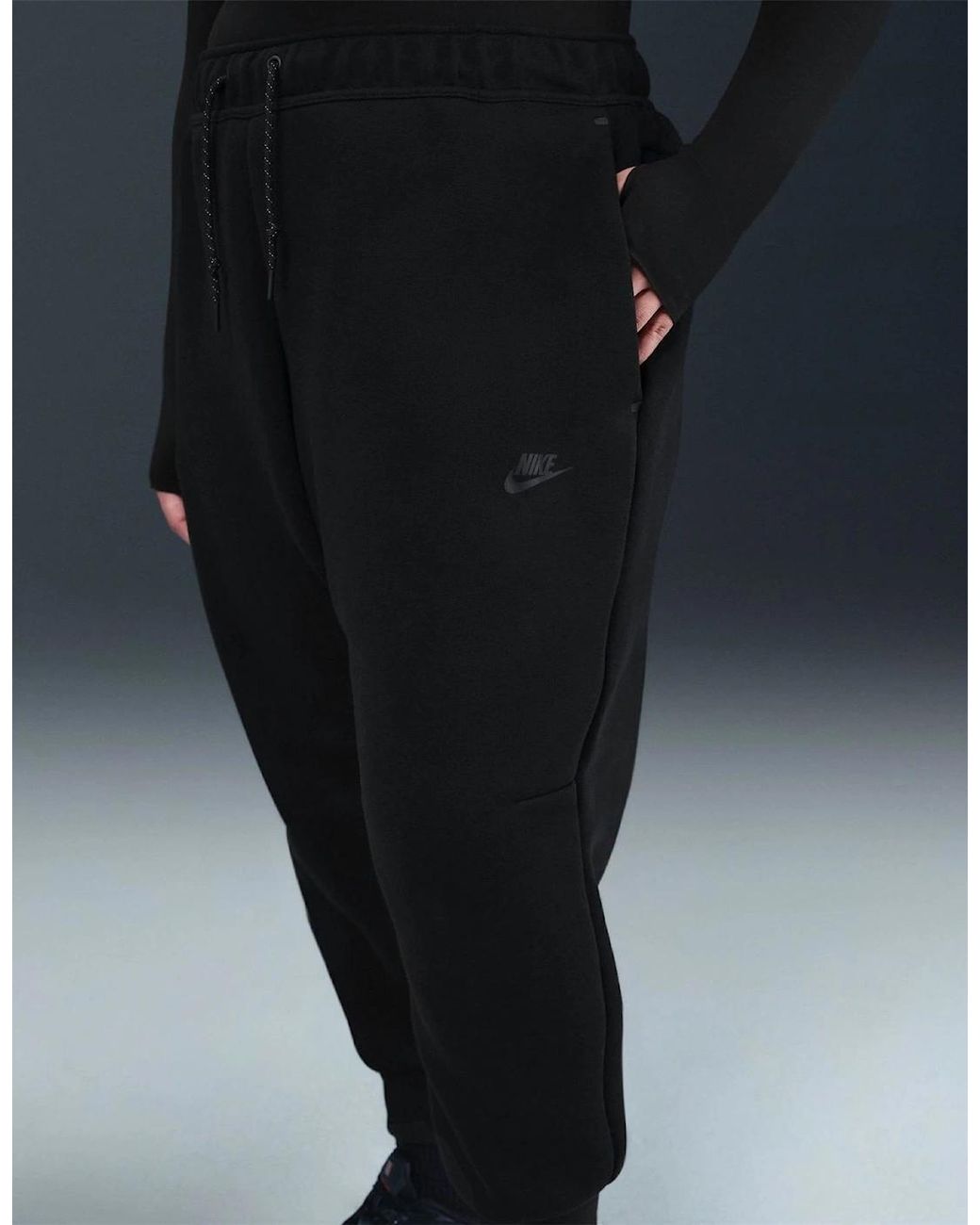 Nike Black Tech Fleece Tapered Solid Patterned Joggers
