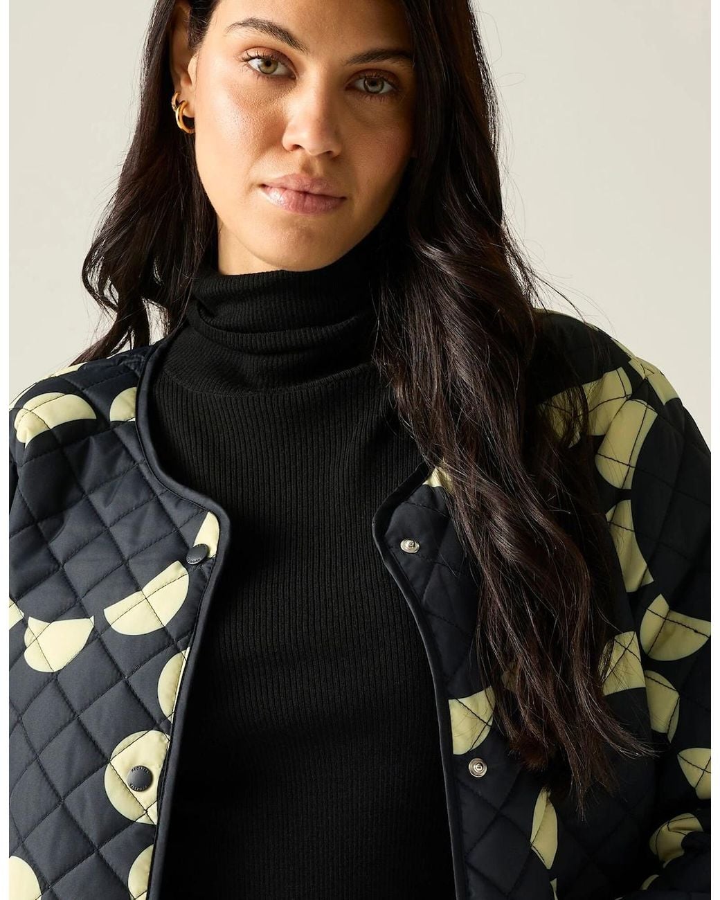 Regatta Black Ladies Orla Kiely Daisy Hoop Lightweight Quilted Jacket