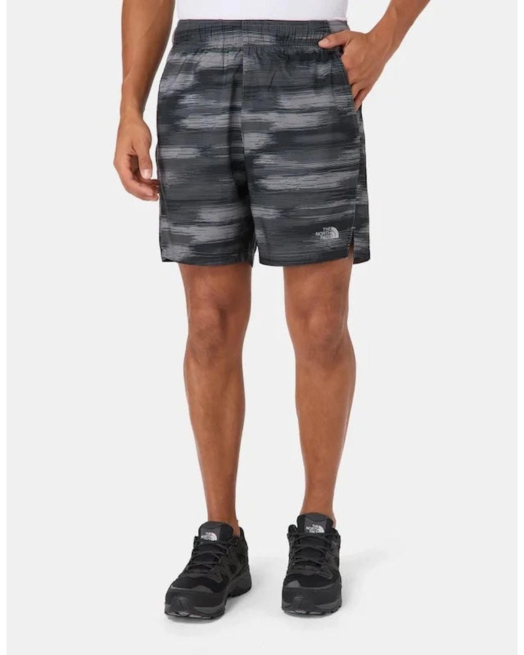The North Face Black M 24/7 7In Short Print Short for men