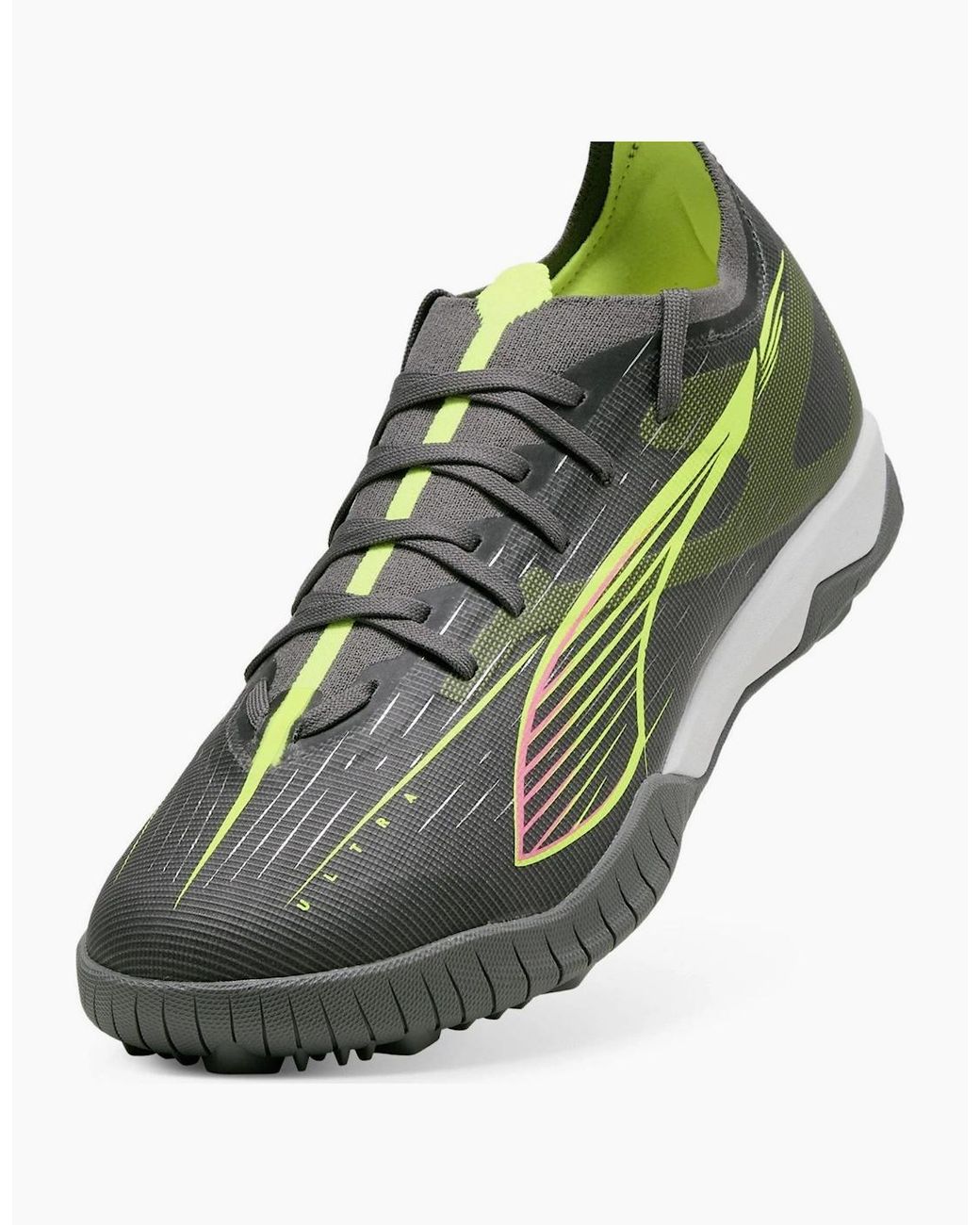 PUMA Green Ultra 5 Match Astro Turf Football Boots for men