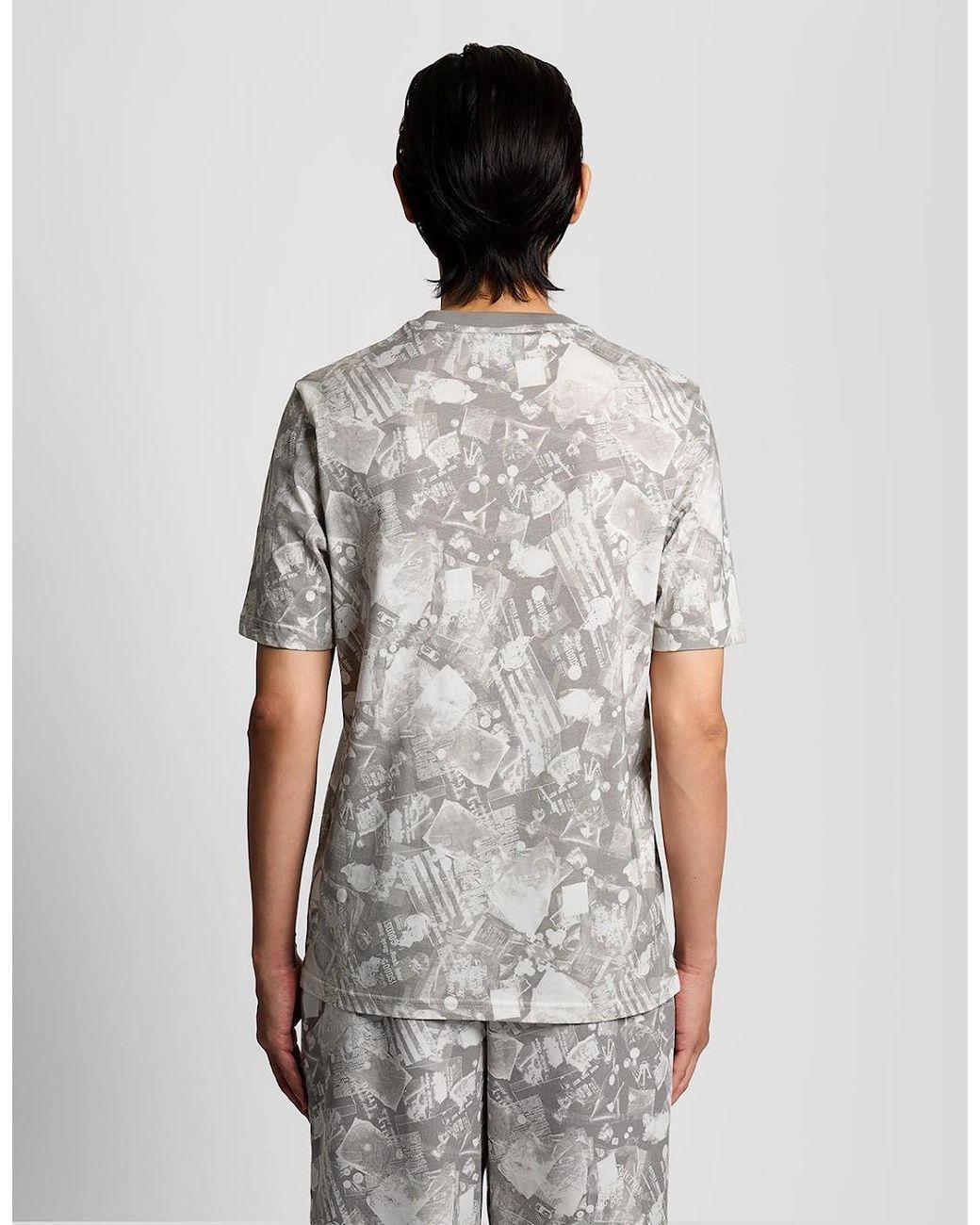 Lyle & Scott Gray Industrial Graphic Print T-Shirt for men