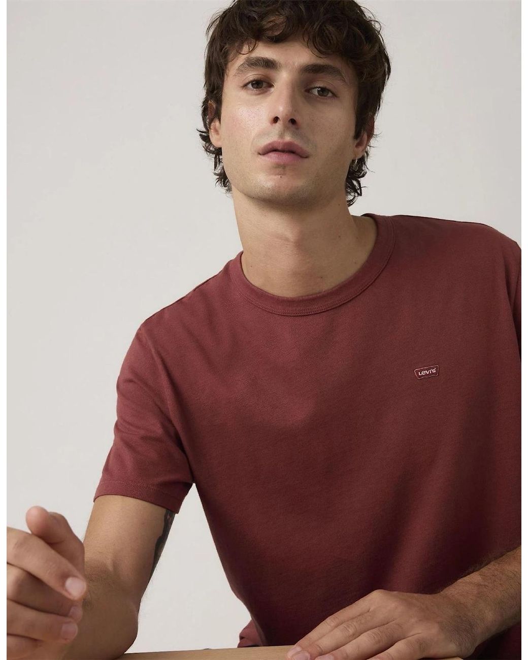 Levi's Red Levi's Crew Neck Short Sleeve Regular Fit T-Shirt for men