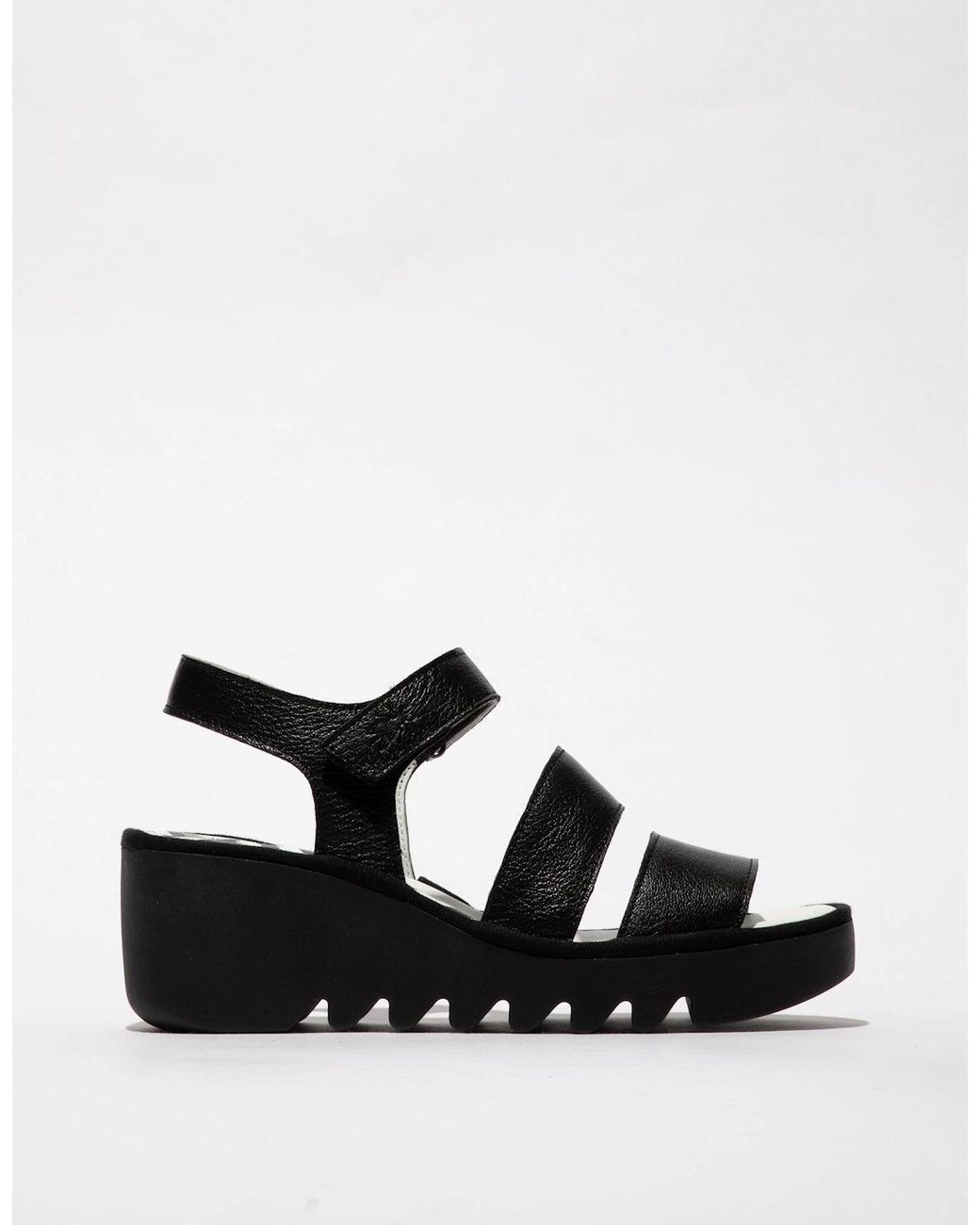 Fly London Black Bexy575Fly Sandals