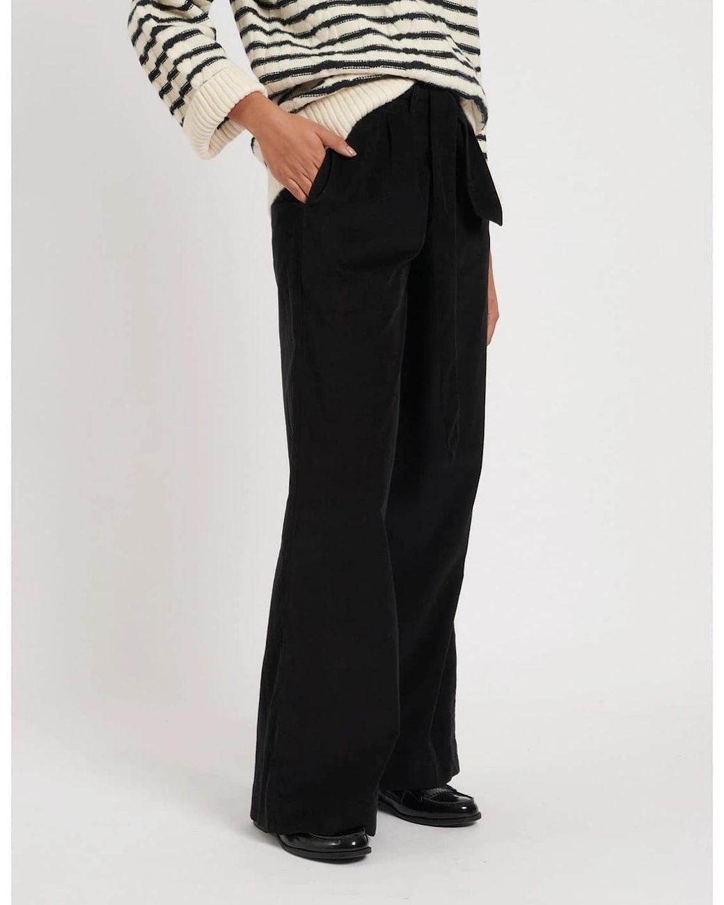 Nobody's Child White Solid Wide Leg Trousers