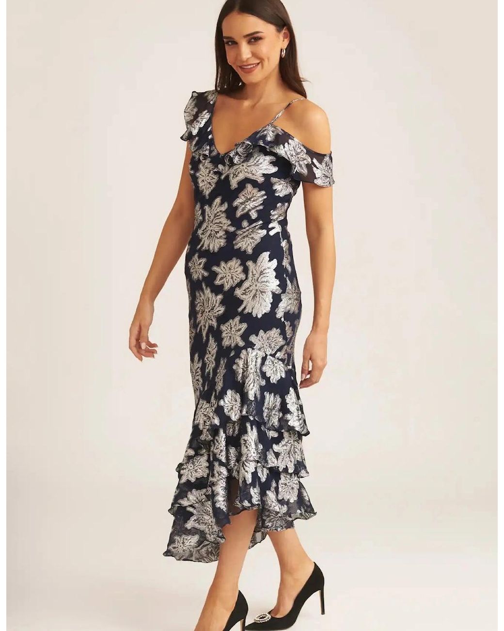 Gini London Black Floral Clipped Tiered Ruffle Midi Dress