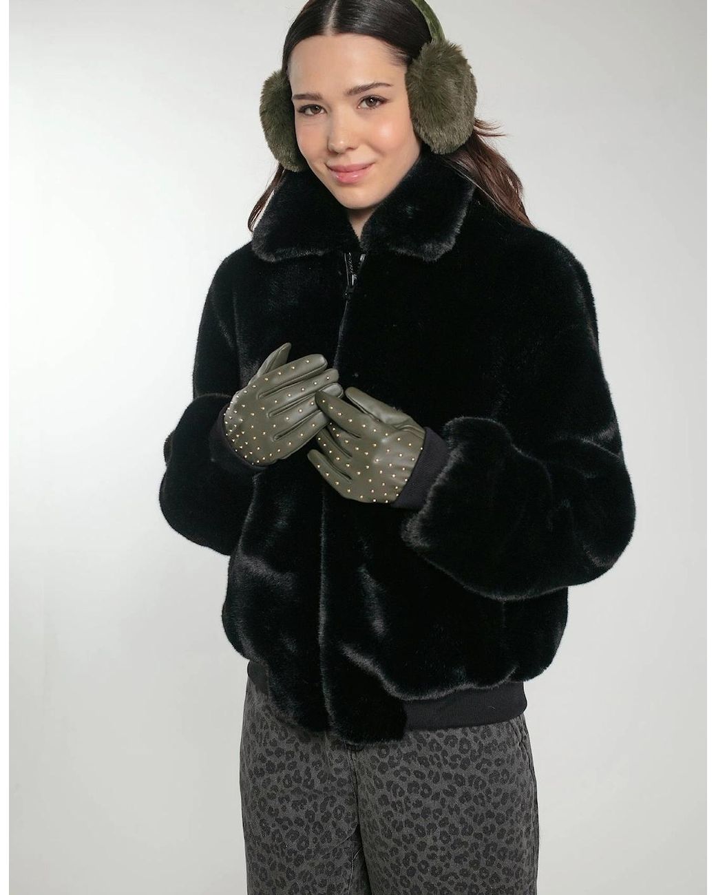 Nooki Design White Tishan Studded Gloves