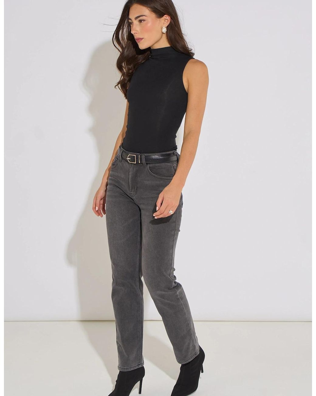 Gini London Gray Mid Rise Straight Leg Jeans