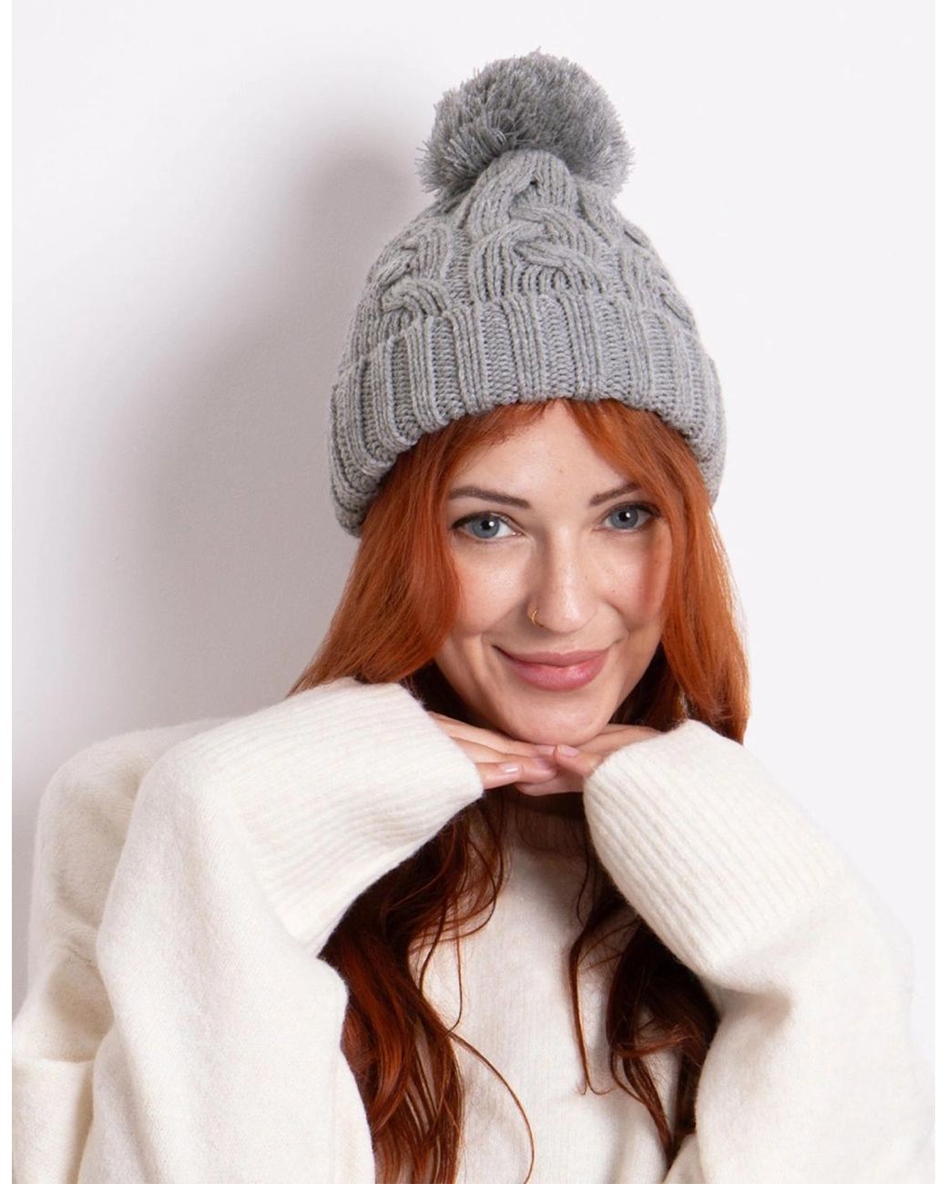 Totes Gray Cable Knit Hat With Pom Pom Bobble