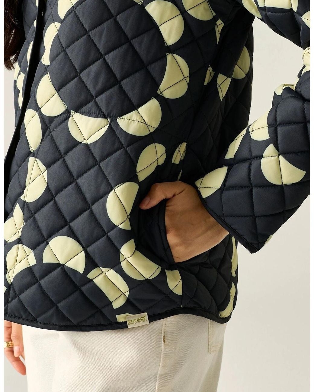 Regatta Black Ladies Orla Kiely Daisy Hoop Lightweight Quilted Jacket