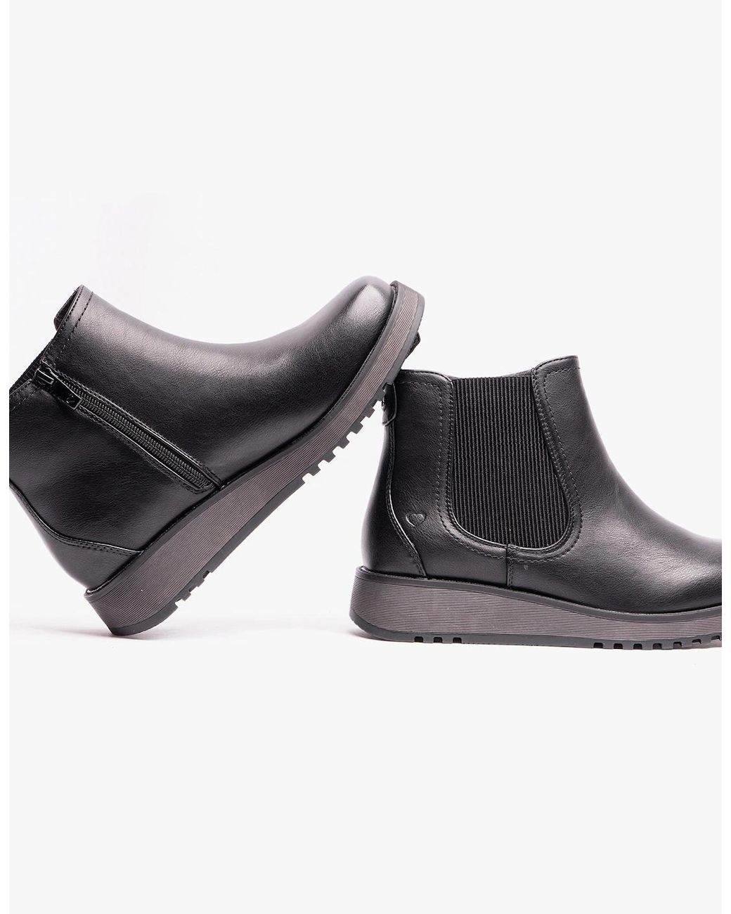 Heavenly Feet Black New Rolo2 Chelsea Boots