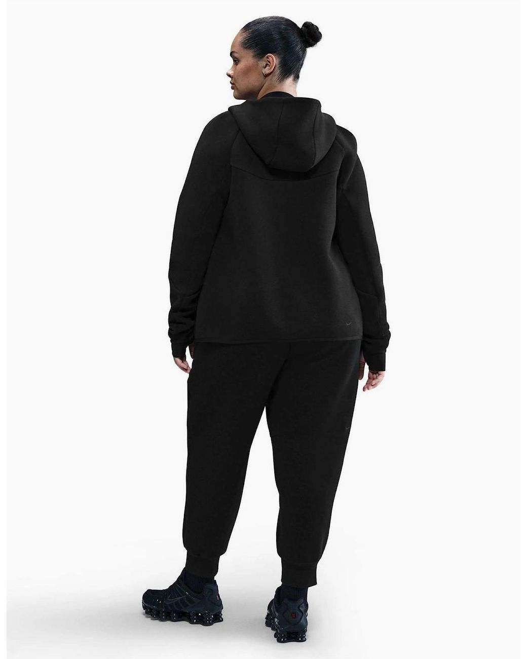 Nike Black Tech Fleece Tapered Solid Patterned Joggers