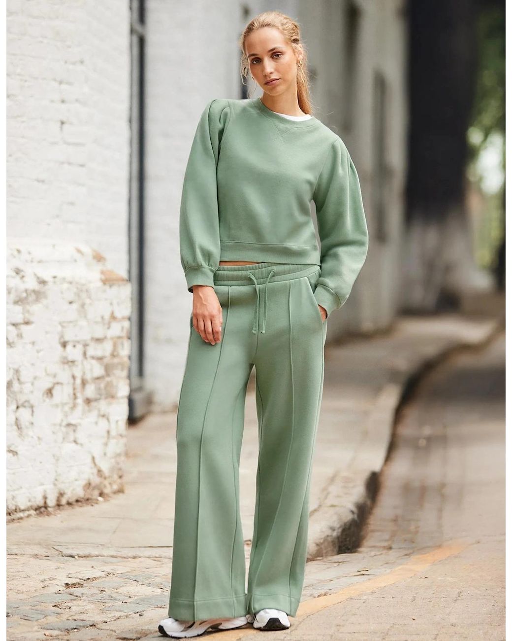 Ro&zo Green Sage- Wide-Leg Sweatpants