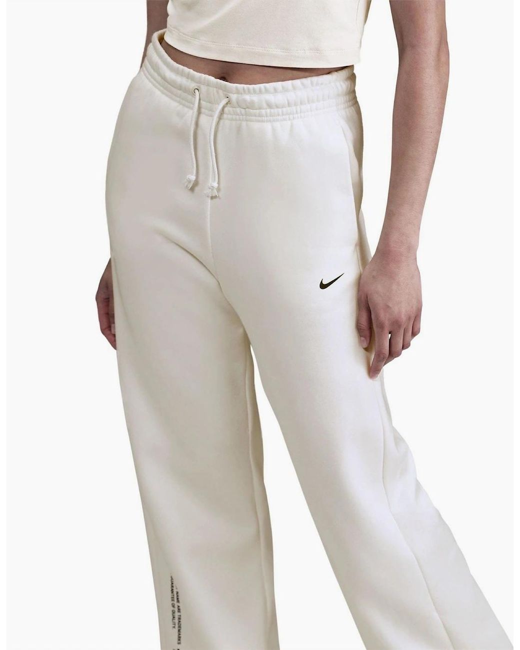 Nike White Classic Solid Patterned Wide Fit Sweatpants