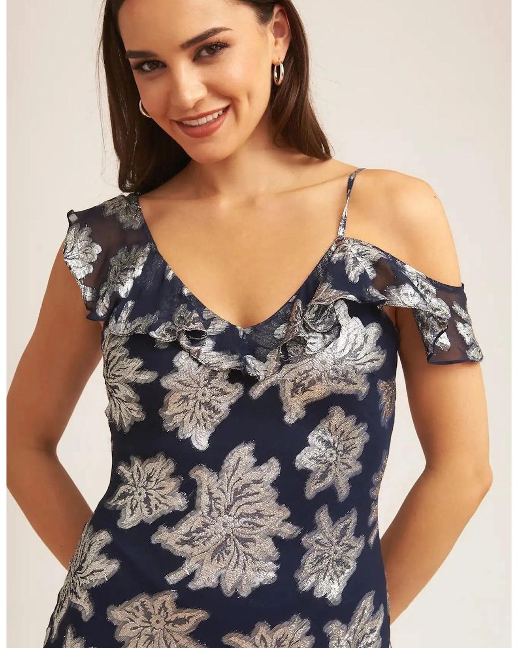 Gini London Black Floral Clipped Tiered Ruffle Midi Dress