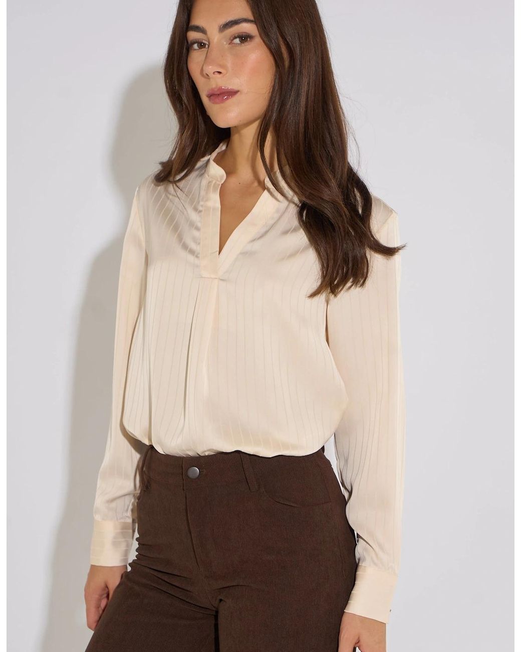 Gini London Natural Champagne Burnout Stripe V Neck Blouse