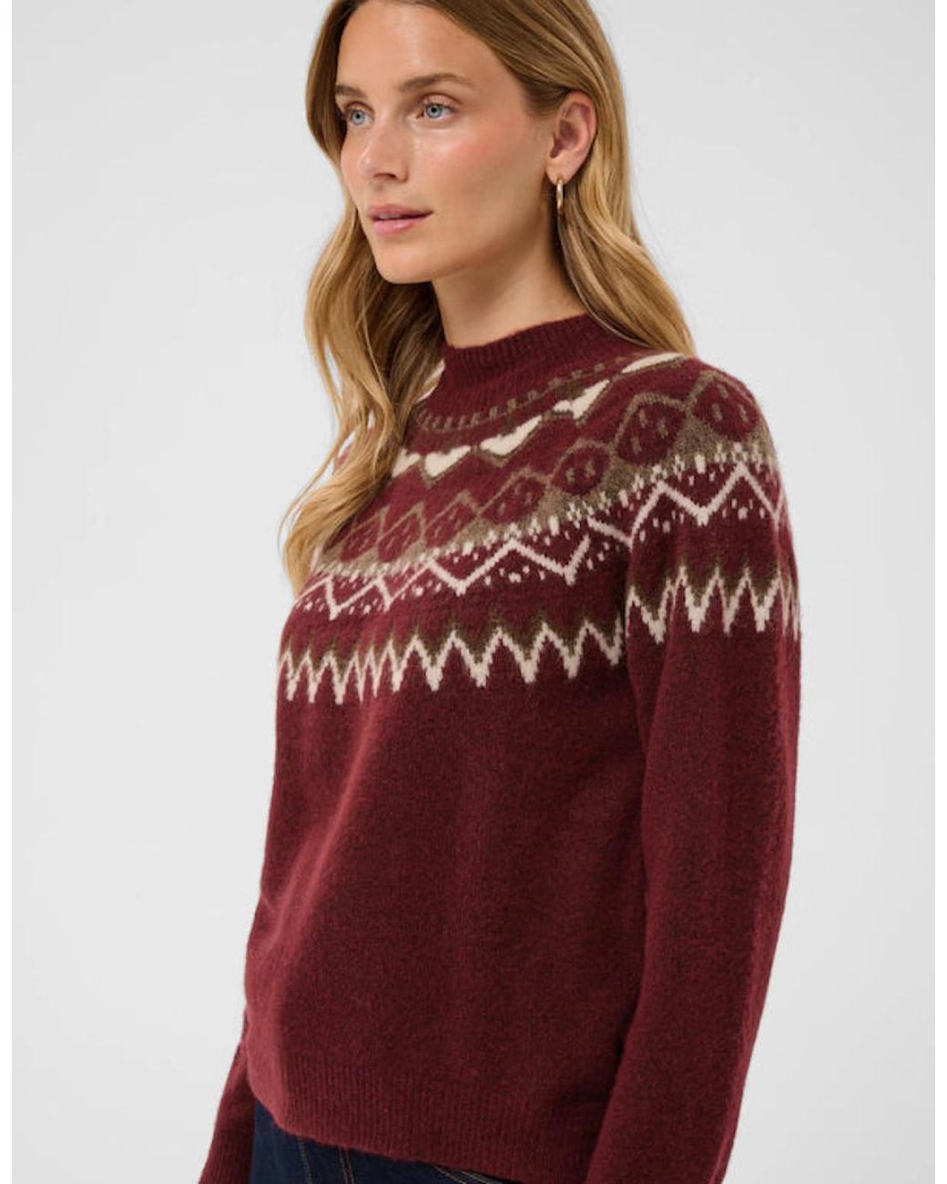 Cream Red Cherrie Pullover