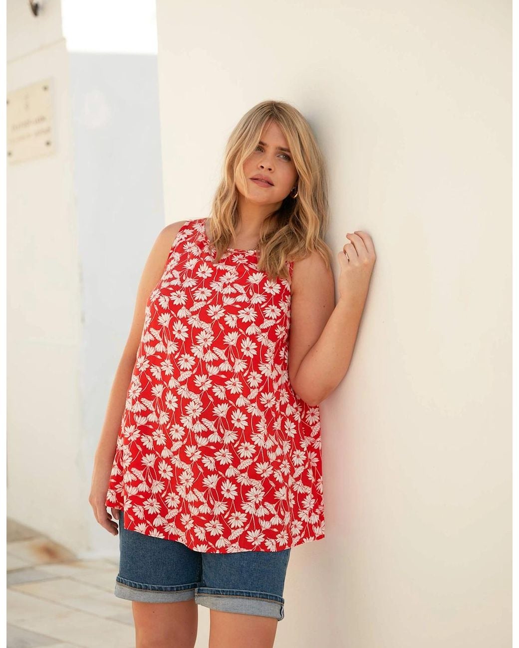 Live Unlimited London Red Floral Print Vest
