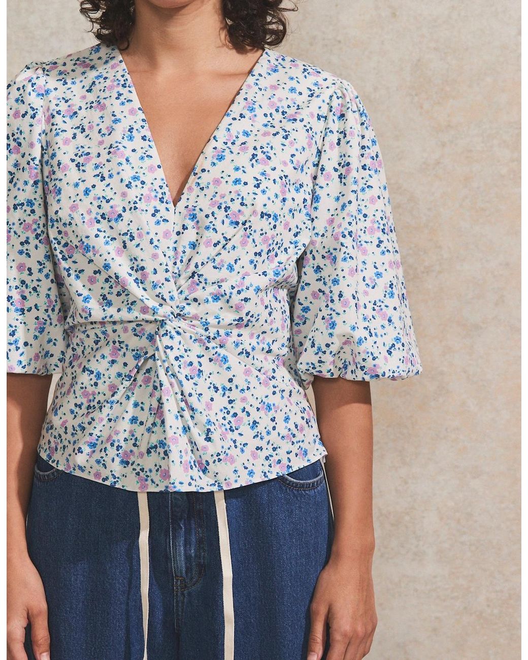 Ro&zo Blue Ivory Ditsy-Print Twist-Front Blouse