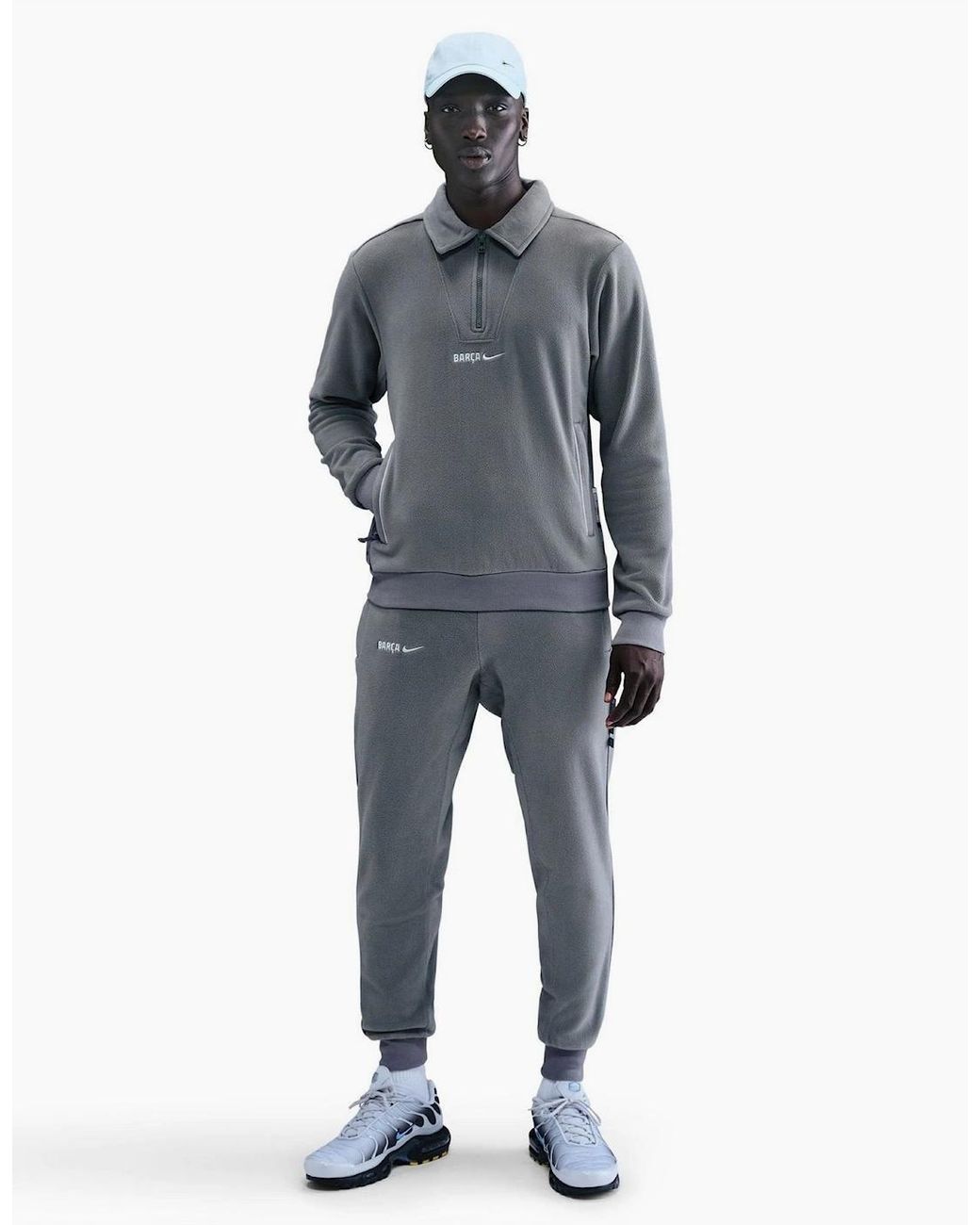 Nike Gray Fc Barcelona Therma Fit Logo Collared Drill Top for men
