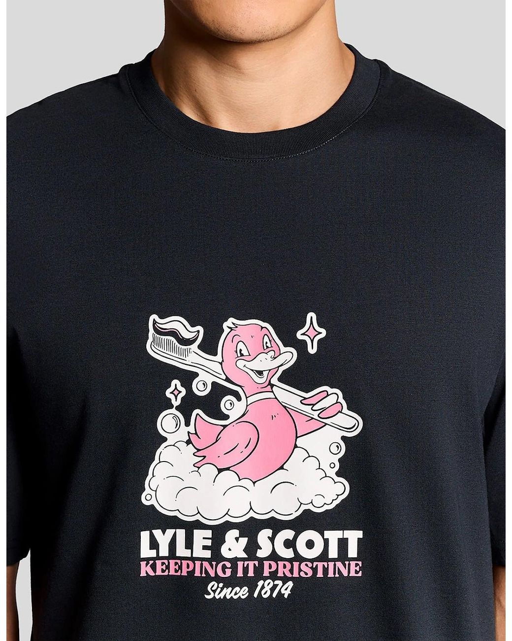 Lyle & Scott Black Chest Print Graphic T-Shirt for men