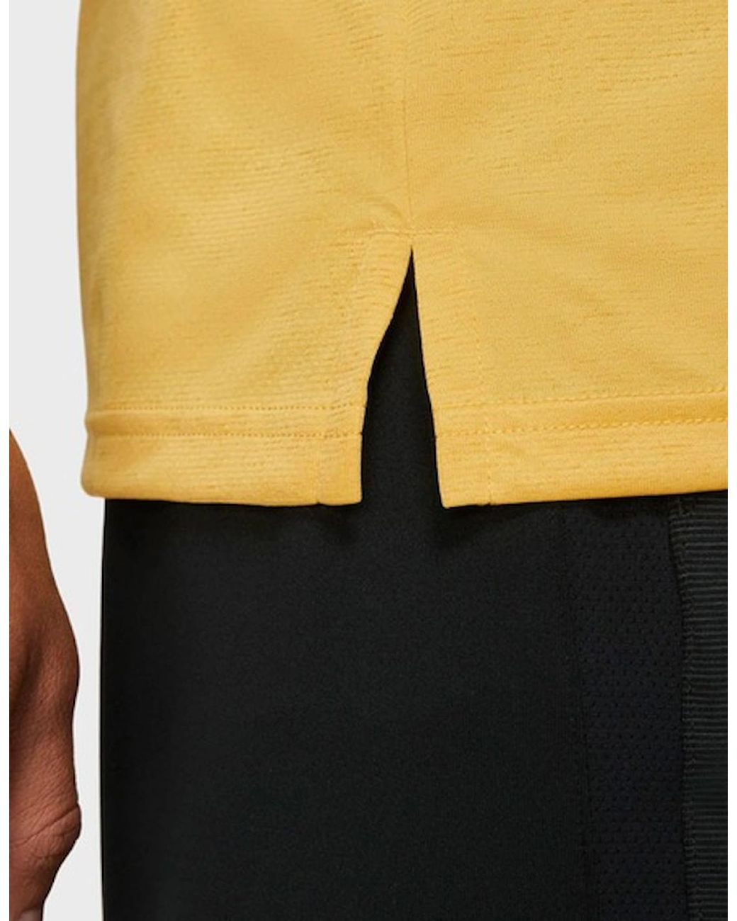 Nike Yellow Dri-Fit Sport Clash Superset Training T-Shirt for men