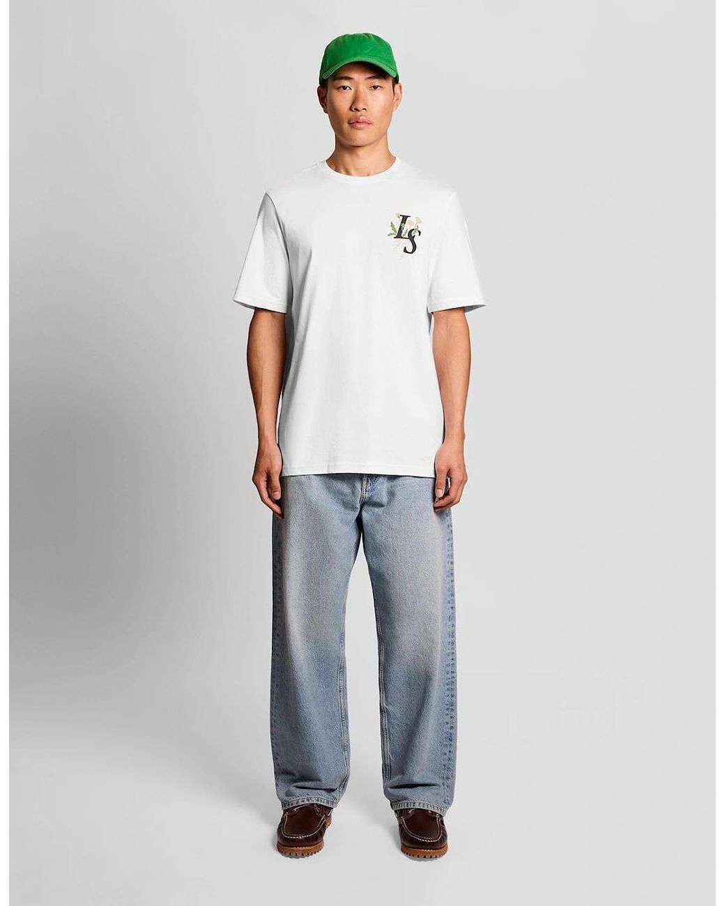 Lyle & Scott White Botanical Graphic T-Shirt for men