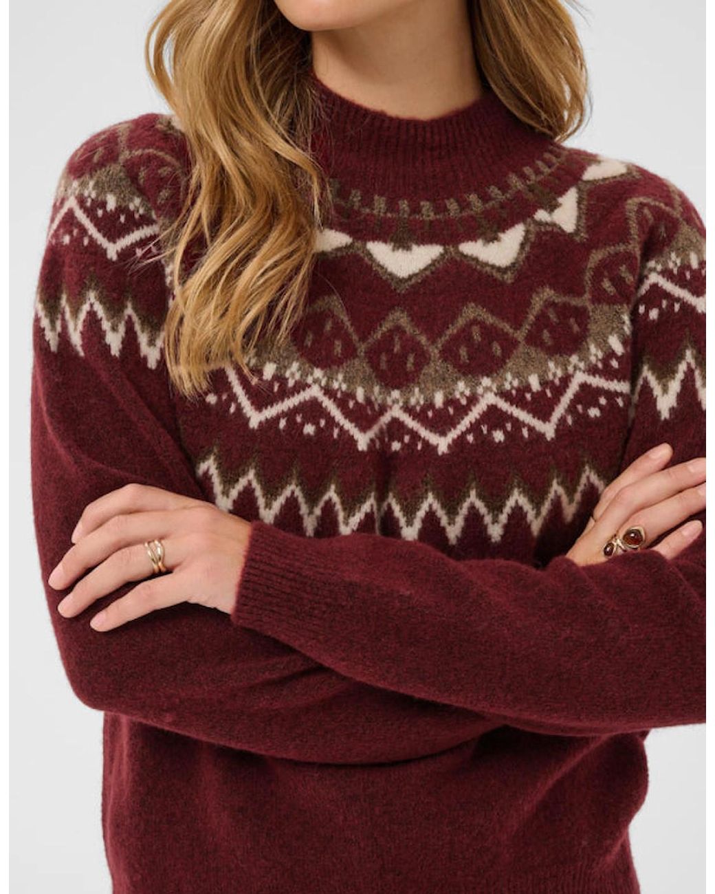 Cream Red Cherrie Pullover