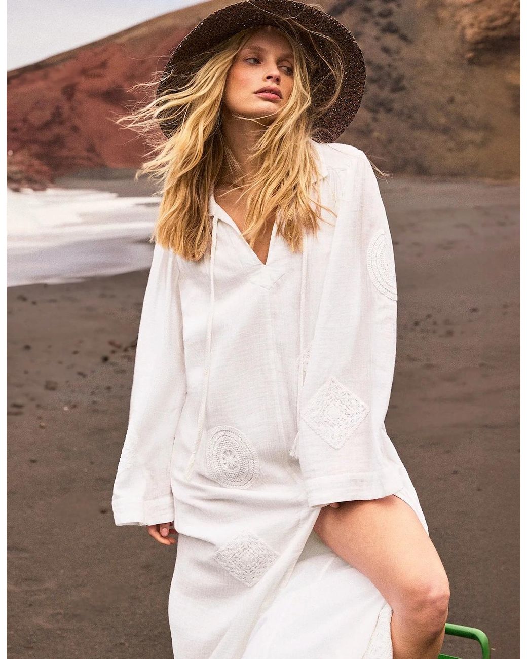 Ro&zo White Petite Cheesecloth Patchwork Kaftan Dress