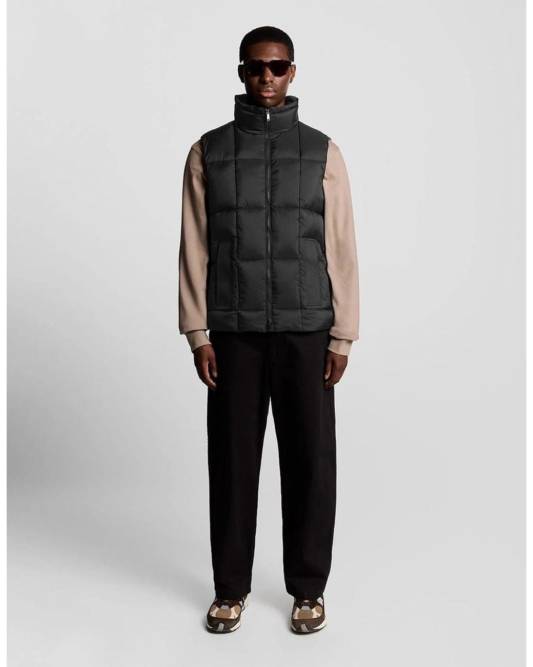 Lyle & Scott Black Cocoon Gilet for men